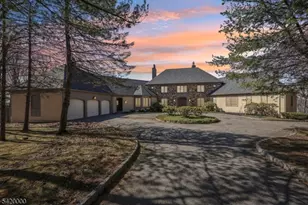 29 Hilltop Rd, Kinnelon, NJ 07405 - Photo 9