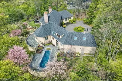 29 Hilltop Rd, Kinnelon, NJ 07405 - Photo 9