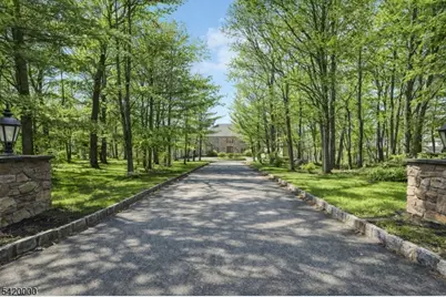 29 Hilltop Rd, Kinnelon, NJ 07405 - Photo 3