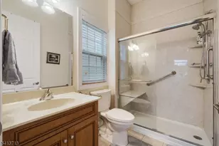 47 Schindler Ct, Franklin Township, NJ 08873 - Photo 9