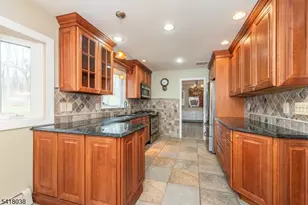 10 Celtic Way, Parsippany, NJ 07054 - Photo 11