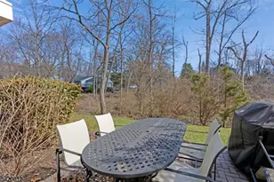 8 Schmidt Cir, Watchung, NJ 07069 - Photo 29