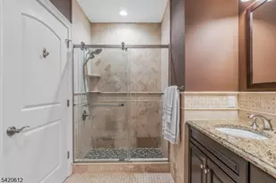 8 Schmidt Cir, Watchung, NJ 07069 - Photo 21