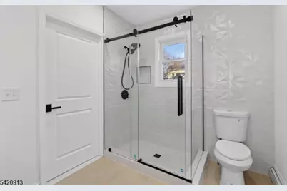 182 N Maple Ave, East Orange, NJ 07017 - Photo 23