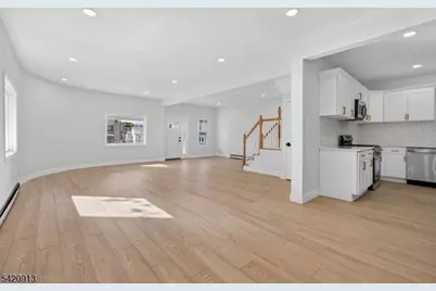 182 N Maple Ave, East Orange, NJ 07017 - Photo 5