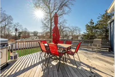 4 Lynn Ct, Lincoln Park, NJ 07035 - Photo 27