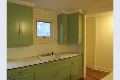 49A Bridge St, Frenchtown, NJ 08825 - Photo 3