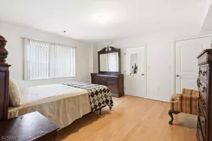 70 S Munn Ave, East Orange, NJ 07018 - Photo 9