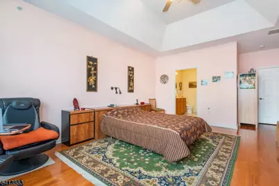 9 Cliff Rd #D3, Woodland Park, NJ 07424 - Photo 3