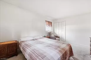 100 Hayes Ave, Clark Township, NJ 07066 - Photo 15