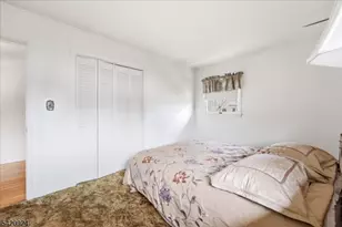 100 Hayes Ave, Clark Township, NJ 07066 - Photo 19