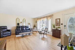 100 Hayes Ave, Clark Township, NJ 07066 - Photo 5