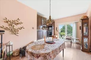 100 Hayes Ave, Clark Township, NJ 07066 - Photo 9