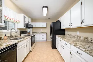 65 Wilson Rd, Franklin Township, NJ 08873 - Photo 9