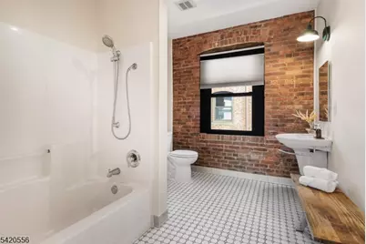 61 New Jersey Railroad Ave #13, Newark, NJ 07105 - Photo 15