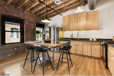 61 New Jersey Railroad Ave #13, Newark, NJ 07105 - Photo 11