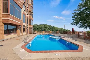 100 Old Palisade Rd, Fort Lee, NJ 07024 - Photo 3