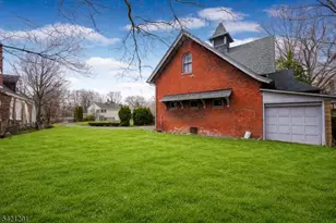 811 Field Ave, Plainfield, NJ 07060 - Photo 5