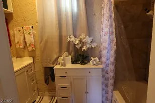 617 N 8th St, Newark, NJ 07107 - Photo 5
