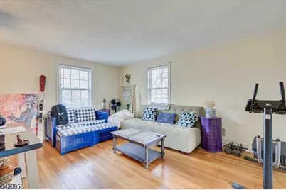 346 N 6th Ave, Manville, NJ 08835 - Photo 7