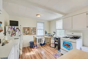 346 N 6th Ave, Manville, NJ 08835 - Photo 23