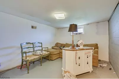 346 N 6th Ave, Manville, NJ 08835 - Photo 15