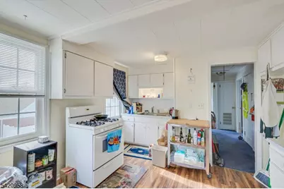 346 N 6th Ave, Manville, NJ 08835 - Photo 25