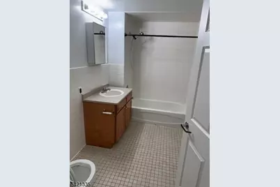 53 W Palisade Ave Und #206, Englewood, NJ 07631 - Photo 5