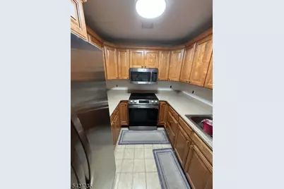 53 W Palisade Ave Und #206, Englewood, NJ 07631 - Photo 3