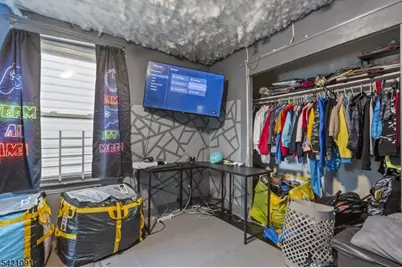 42 Mead St, Newark, NJ 07106 - Photo 15