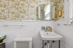 53 Sunnyside Terrace, East Orange, NJ 07018 - Photo 17