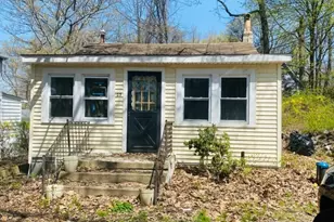 23 Elizabeth Rd, West Milford, NJ 07421 - Photo 1