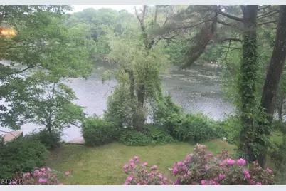 77 Goldfinch Ln, West Milford, NJ 07421 - Photo 3