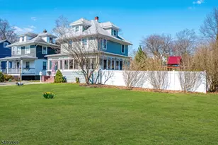 302 Mountain View Terrace, Dunellen, NJ 08812 - Photo 3