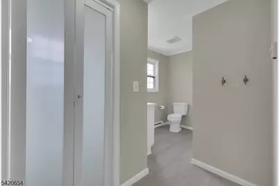 24 Riverwood Ave, Bedminster Township, NJ 07921 - Photo 21