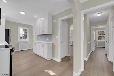 24 Riverwood Ave, Bedminster Township, NJ 07921 - Photo 15