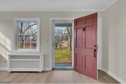 24 Riverwood Ave, Bedminster Township, NJ 07921 - Photo 7