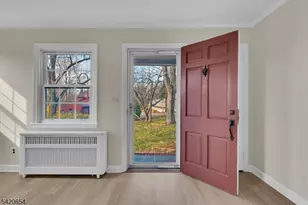 24 Riverwood Ave, Bedminster Township, NJ 07921 - Photo 7