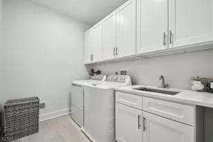 36 Ventura Dr, East Hanover Township, NJ 07936 - Photo 27