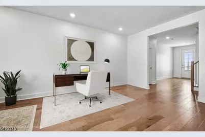 36 Ventura Dr, East Hanover Township, NJ 07936 - Photo 13