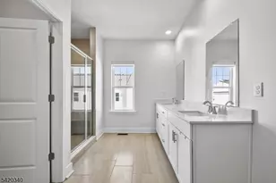 36 Ventura Dr, East Hanover Township, NJ 07936 - Photo 19