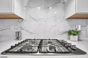 36 Ventura Dr, East Hanover Township, NJ 07936 - Photo 9