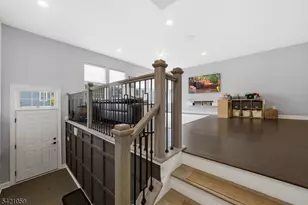 12 Marigold Ct, Warren Township, NJ 07059 - Photo 9