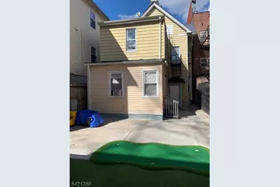 238 6th Ave W, Newark, NJ 07107 - Photo 13