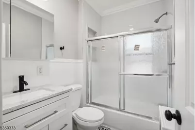 621 Roosevelt Ave, Carteret, NJ 07008 - Photo 19