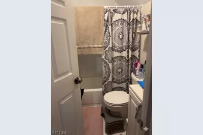 185 Seymour Ave, Newark, NJ 07108 - Photo 3