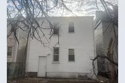 185 Seymour Ave, Newark, NJ 07108 - Photo 9