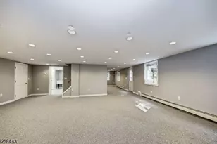 204 Deerfield Ln, Franklin Lakes, NJ 07417 - Photo 23