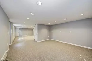 204 Deerfield Ln, Franklin Lakes, NJ 07417 - Photo 25