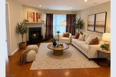 54 Holly Ct #54, Edison, NJ 08820 - Photo 7